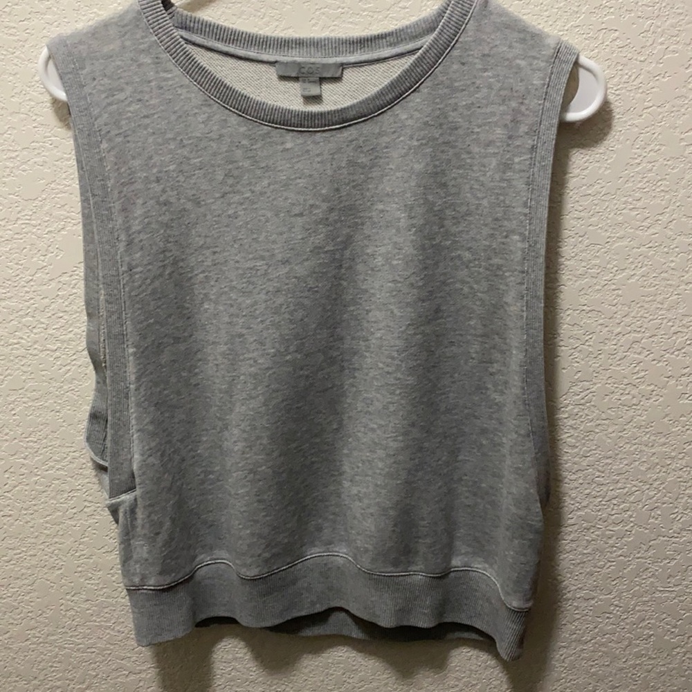 Sleeveless Top